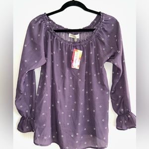 NWT women’s blouse- paisley Raye size M